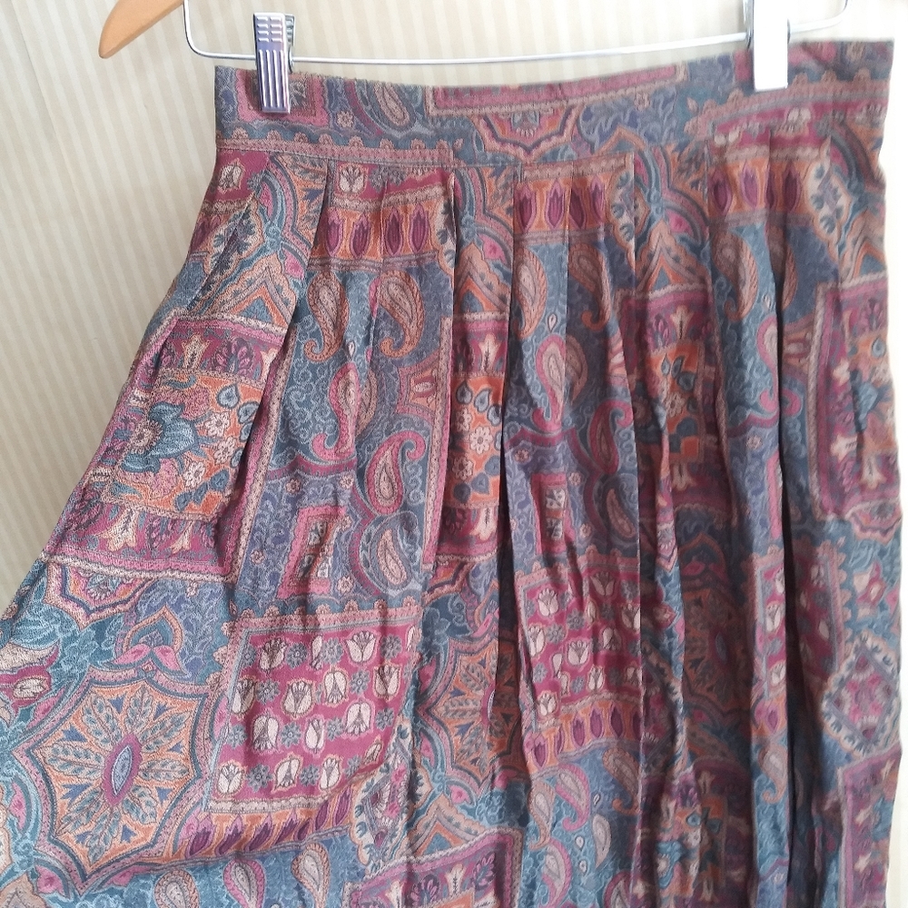 6 for $25! Vintage Rayon Long 90s Print Skirt